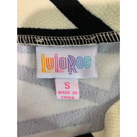 Small LulaRoe Cassie Pencil Skirt Geometric Ivory Black - Picture 6 of 7